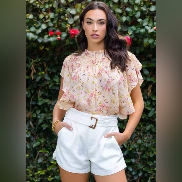 Bishop + Young | Shelby Flutter Sleeve (L) - Picture 2 of 10